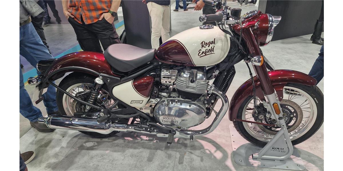 NEW CLASSIC 650 IN STOCK NOW FROM £4749 + OTR