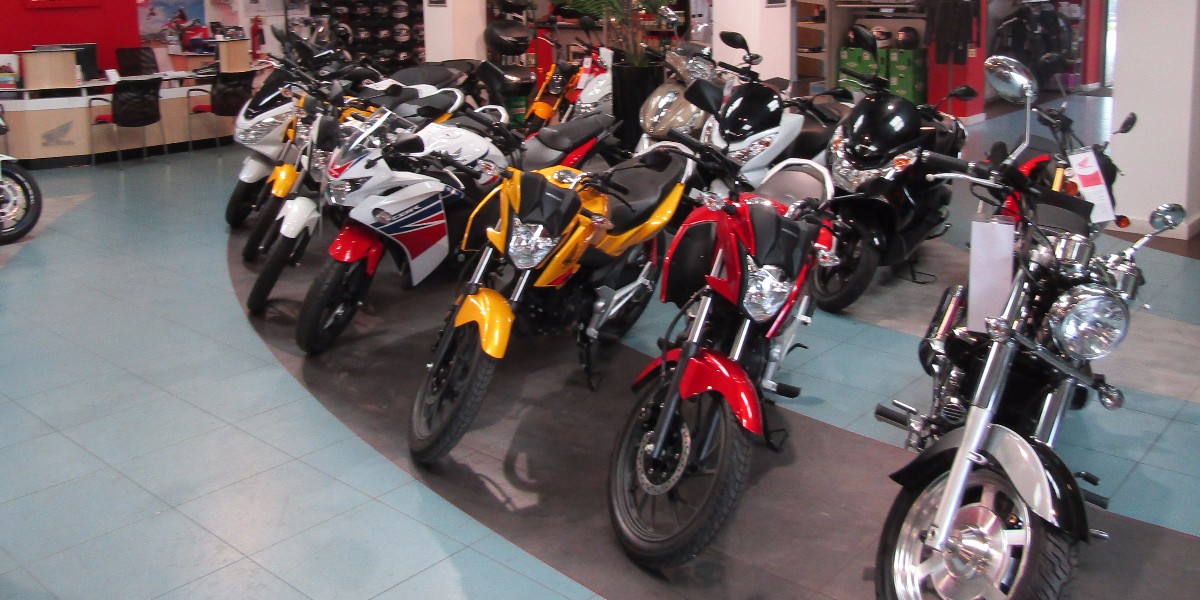 Near me deals honda bike showroom