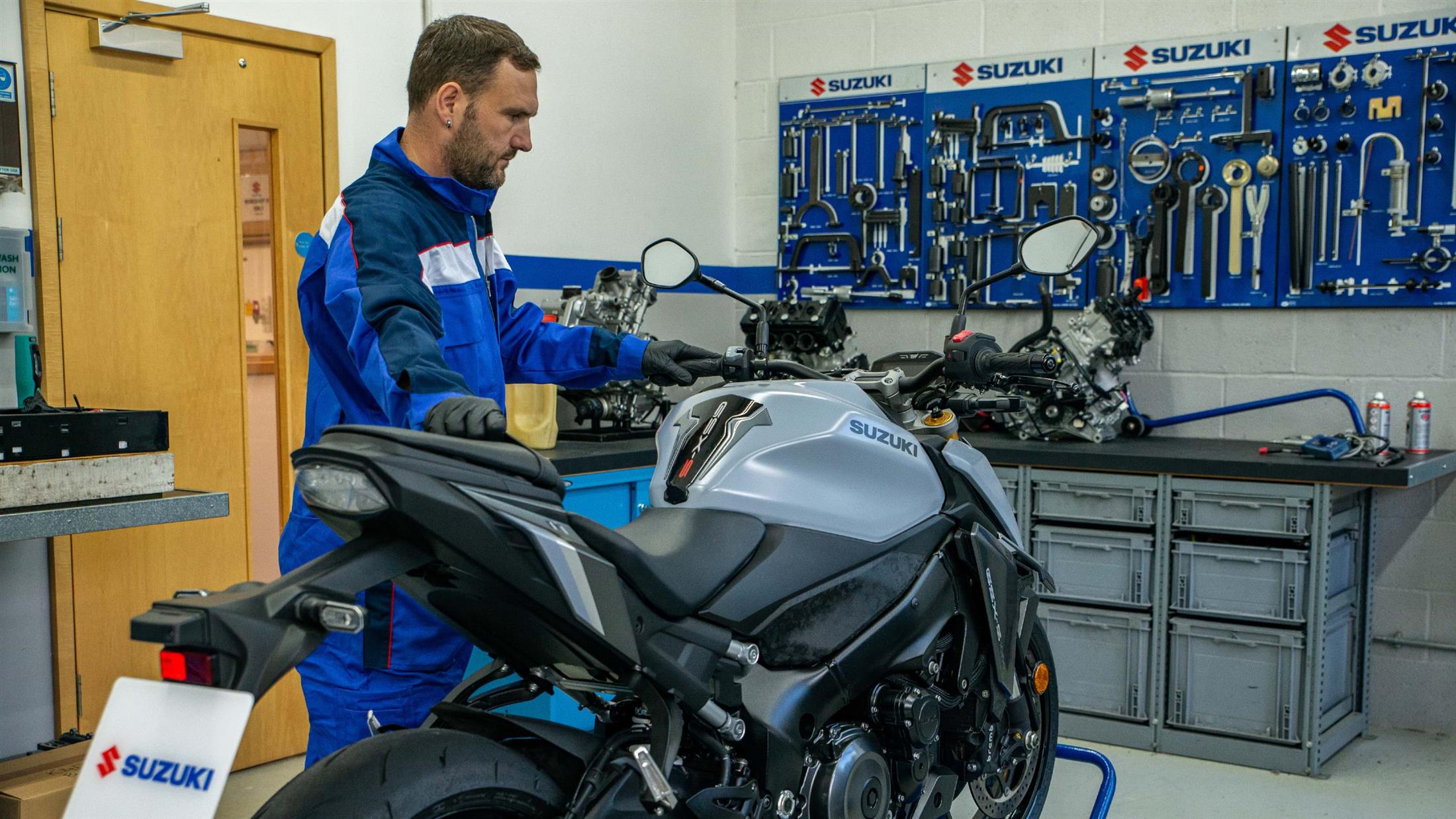 Suzuki motorcycle deals repair