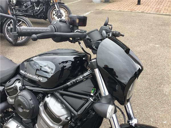2022 HARLEY-DAVIDSON NIGHTSTER 975