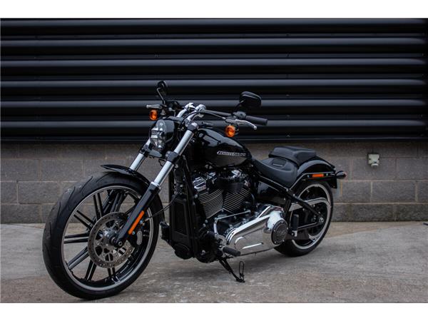 2022 Harley-Davidson Breakout  114