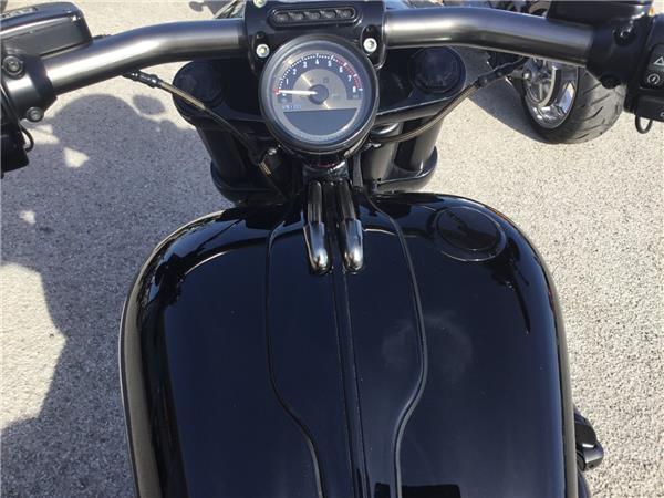 2016 HARLEY-DAVIDSON CVO FXSBE BREAKOUT