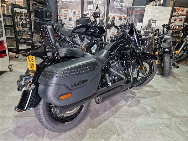 2018 Harley-Davidson Heritage Classic 114