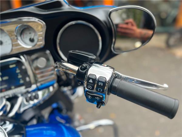 2019 HARLEY-DAVIDSON TOURING FLHX STREET GLIDE