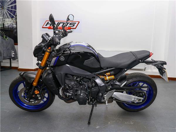 2021 Yamaha MT-09 SP