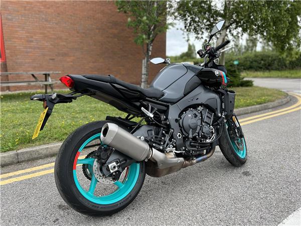 Yamaha MT-10