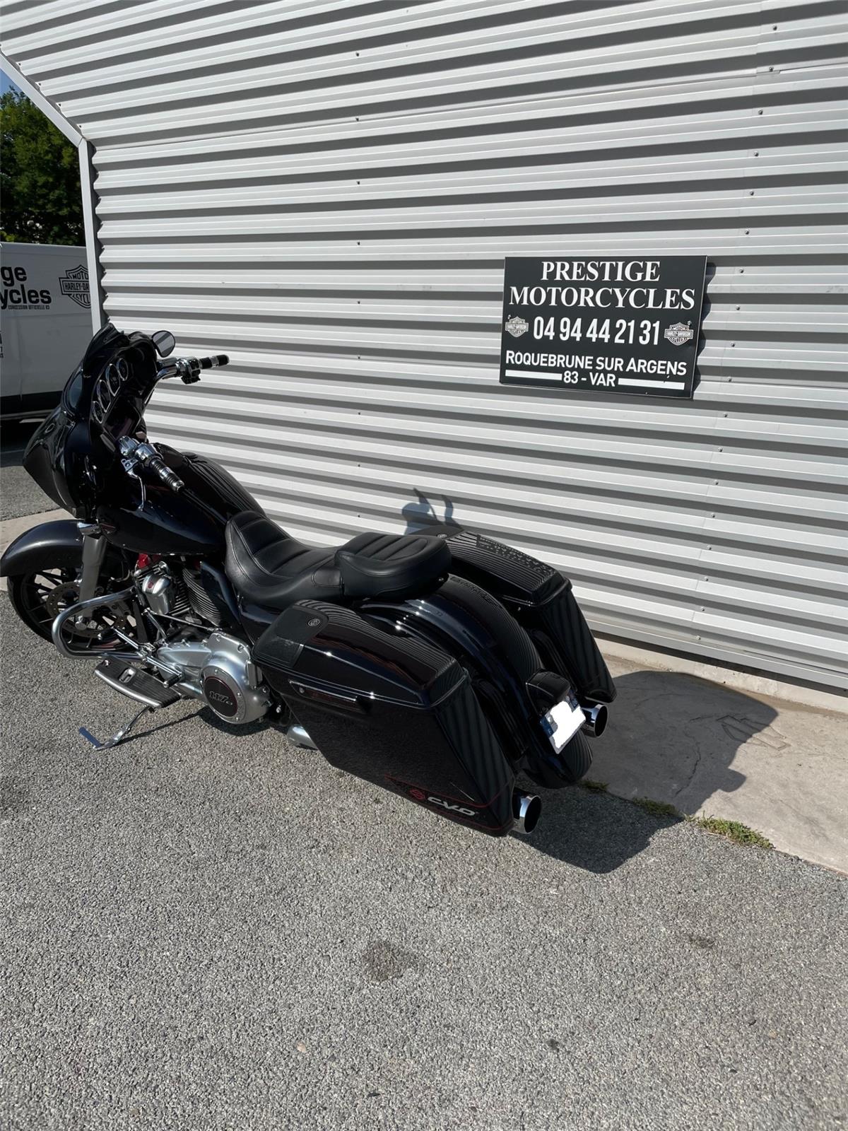 2020 HARLEY-DAVIDSON STREET GLIDE