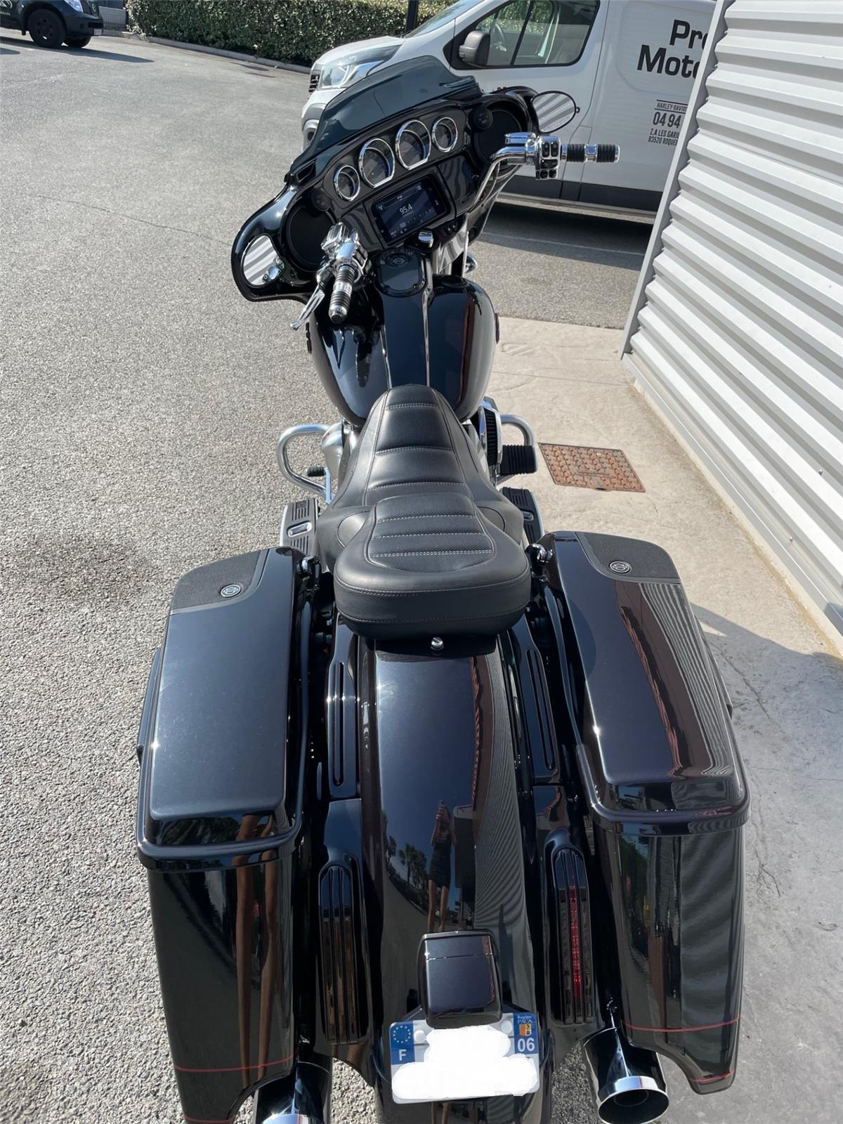 2020 HARLEY-DAVIDSON STREET GLIDE