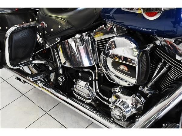 2017 HARLEY-DAVIDSON SOFTAIL FLSTC HERITAGE SOFTAIL CLASSIC