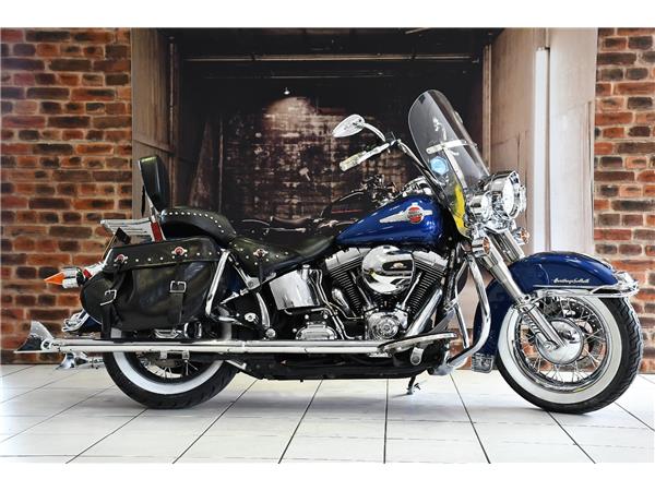 2017 HARLEY-DAVIDSON SOFTAIL FLSTC HERITAGE SOFTAIL CLASSIC