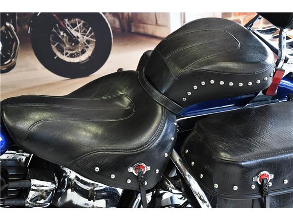 2017 HARLEY-DAVIDSON SOFTAIL FLSTC HERITAGE SOFTAIL CLASSIC