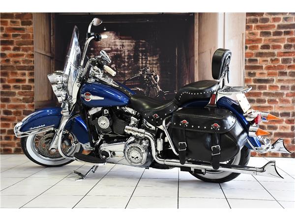 2017 HARLEY-DAVIDSON SOFTAIL FLSTC HERITAGE SOFTAIL CLASSIC