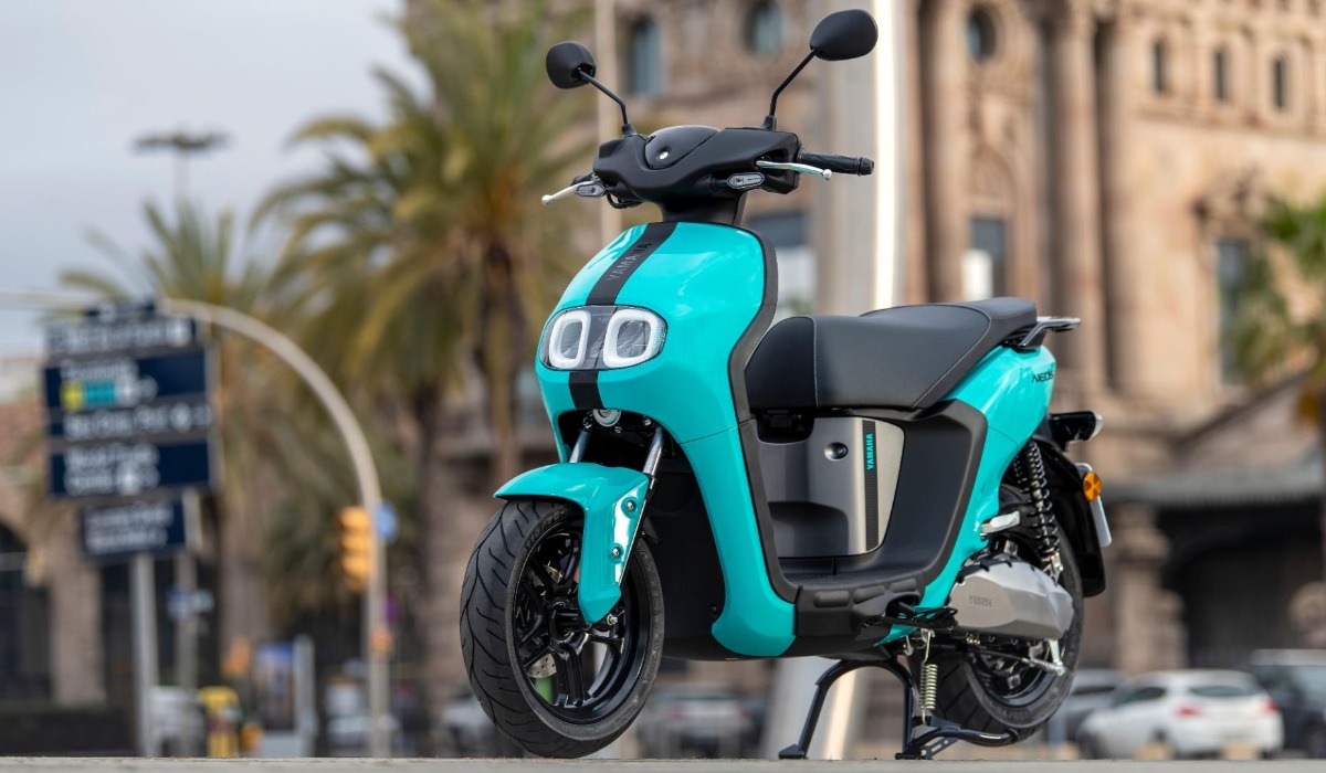 Teal moped deals