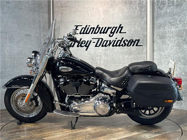 2023 HARLEY-DAVIDSON SOFTAIL FLHCS HERITAGE CLASSIC 114
