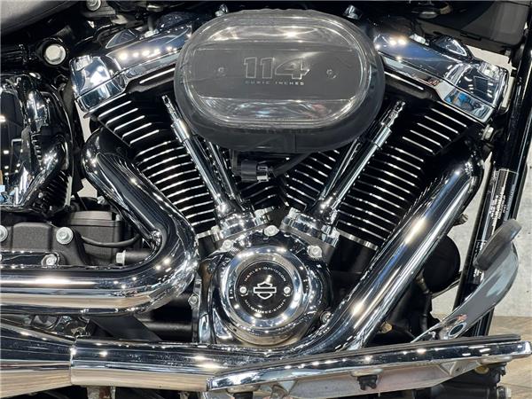 2023 HARLEY-DAVIDSON SOFTAIL FLHCS HERITAGE CLASSIC 114