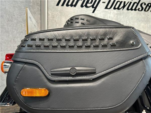 2023 HARLEY-DAVIDSON SOFTAIL FLHCS HERITAGE CLASSIC 114
