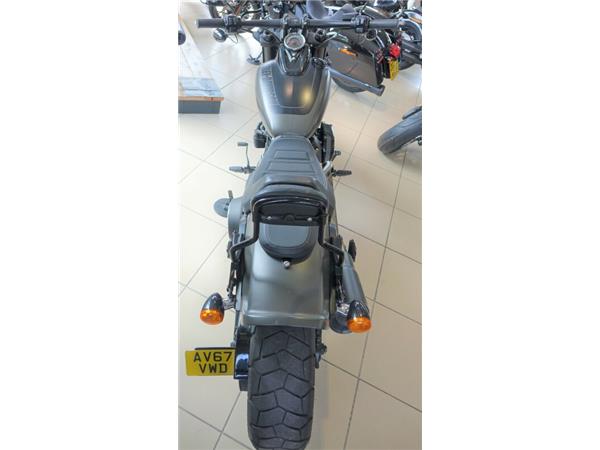 2017 Harley-Davidson FXFBS Fat Bob 114