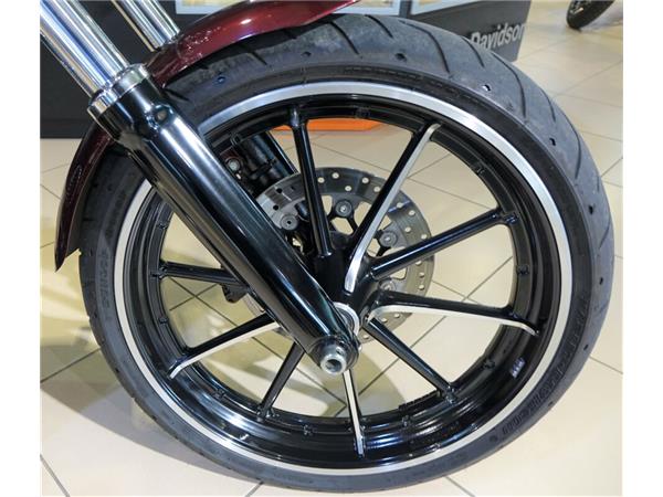 2015 Harley-Davidson Breakout