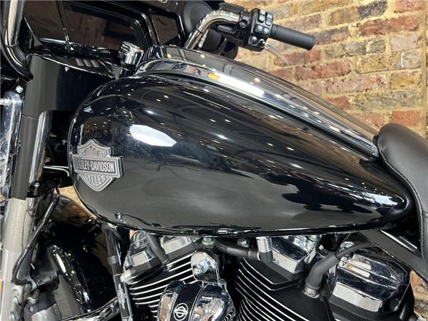 2023 Harley-Davidson Touring