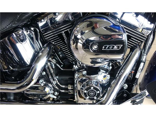 2016 Harley-Davidson Softail Deluxe