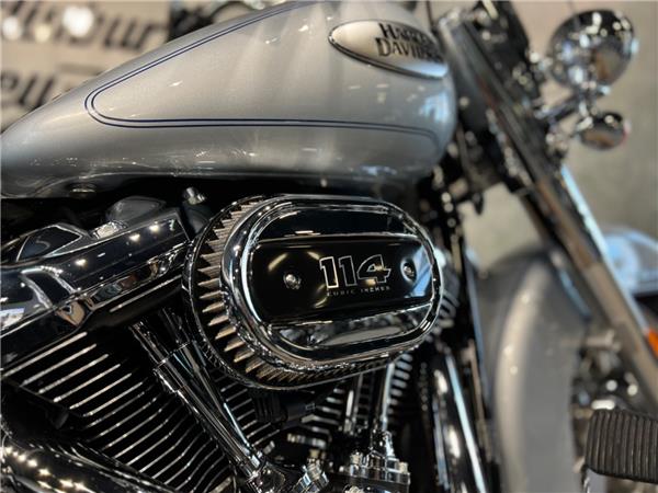 2023 HARLEY-DAVIDSON SOFTAIL FLHCS HERITAGE CLASSIC 114
