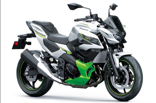 Kawasaki Z900 2024: Unveiling On-Road Costs Across Metros 