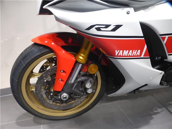 YAMAHA R1 60th ANNIVERSARY EDITION