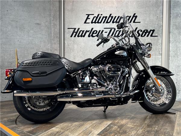 2023 HARLEY-DAVIDSON SOFTAIL FLHCS HERITAGE CLASSIC 114
