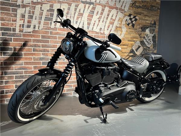 2021 HARLEY-DAVIDSON Softail FXBBS Street Bob 114