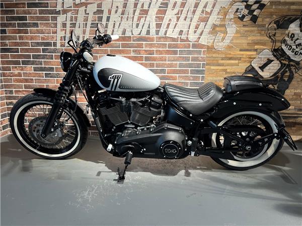 2021 HARLEY-DAVIDSON Softail FXBBS Street Bob 114