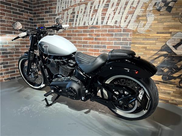 2021 HARLEY-DAVIDSON Softail FXBBS Street Bob 114