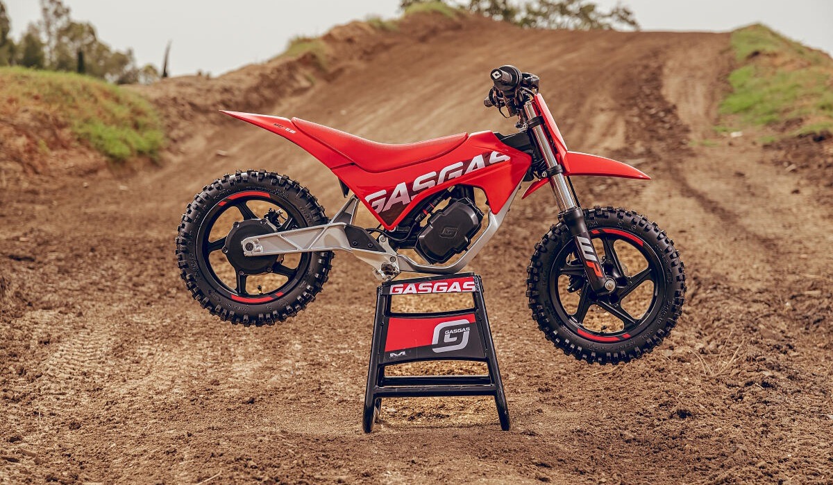 ALL-NEW GASGAS TROY LEE DESIGNS COLLECTION IS BIGGER AND BOLDER