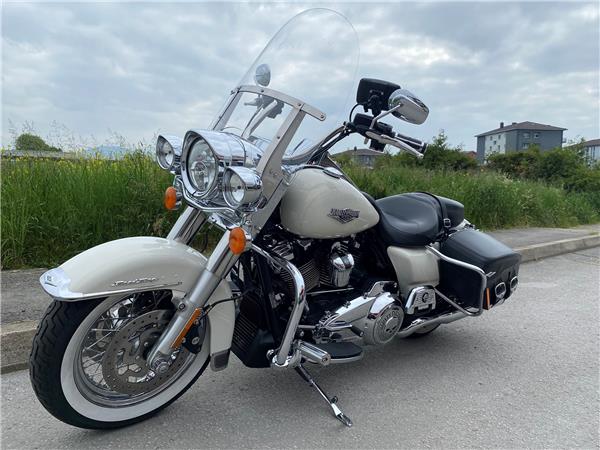 2018 HARLEY-DAVIDSON Touring FLHRC Road King Classic 107 ABS