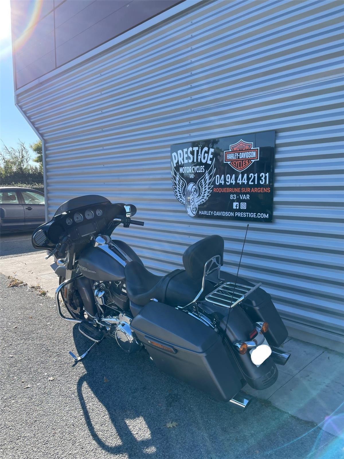 2017 HARLEY-DAVIDSON STREET GLIDE