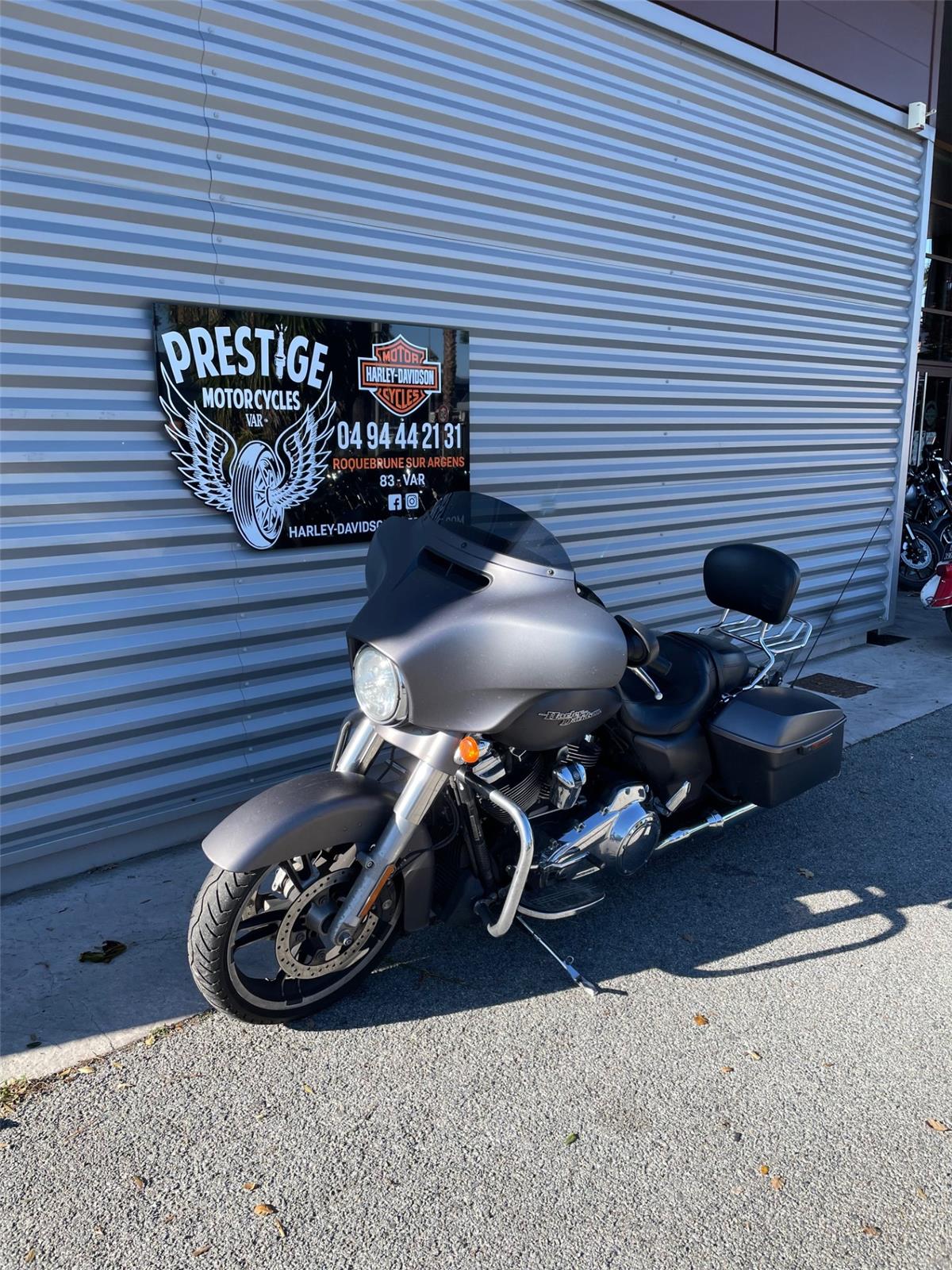 2017 HARLEY-DAVIDSON STREET GLIDE