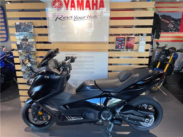 2023 Yamaha TMAX