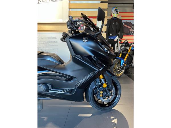 2023 Yamaha TMAX