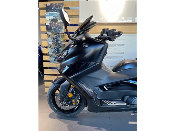 2023 Yamaha TMAX