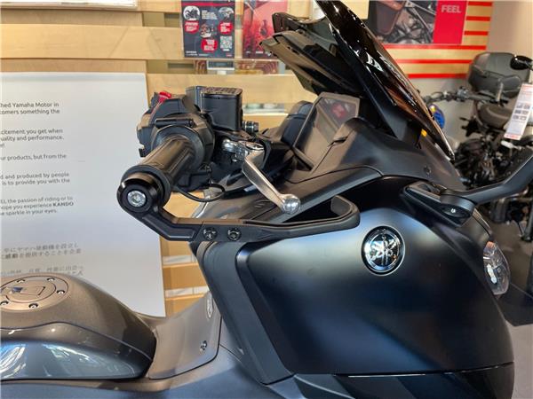 2023 Yamaha TMAX