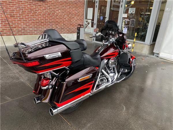 TOURING ELECTRA ULTRA 1868 LIMITED CVO
