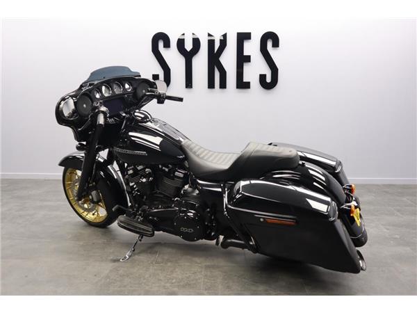 2020 Harley-Davidson Street Glide Special