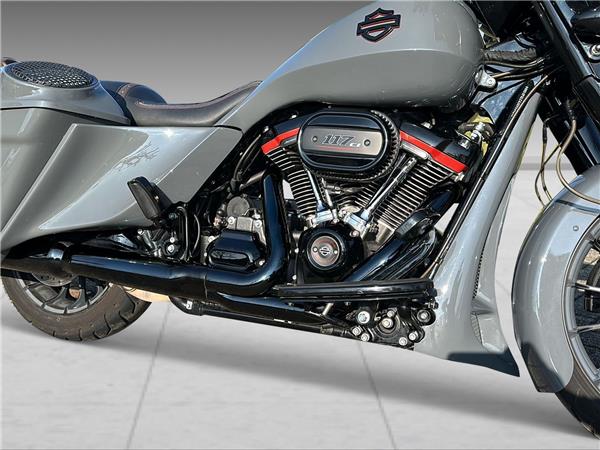 2018 HARLEY-DAVIDSON CVO FLHXSE Street Glide ABS CVO 117