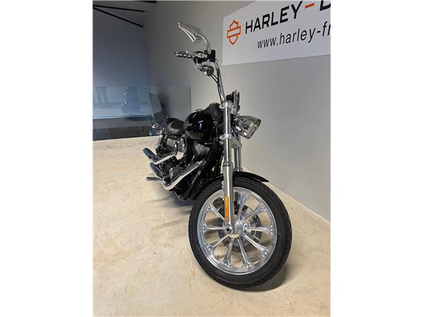 2011 HARLEY-DAVIDSON Dyna FXDBI Dyna Street Bob