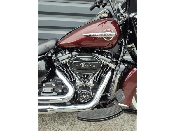 SOFTAIL HERITAGE 1868 CLASSIC