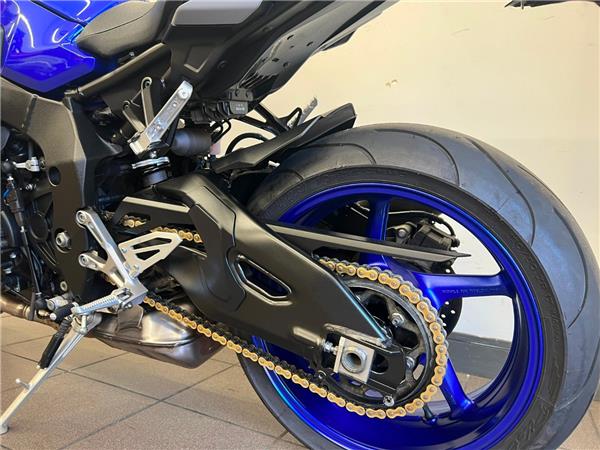 2021 YAMAHA MT-10