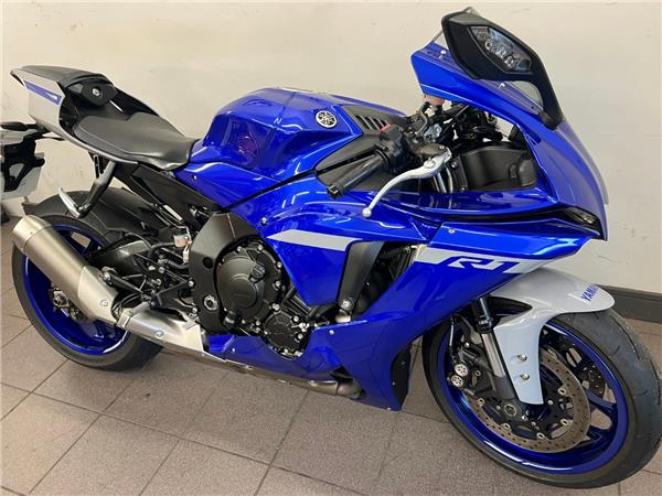 2020 YAMAHA YZF-R1