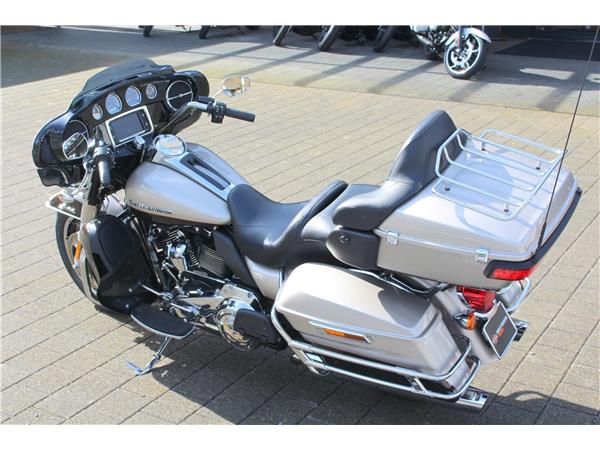 2018 HARLEY-DAVIDSON Touring FLHTK Electra Glide Ultra Limited 107 ABS