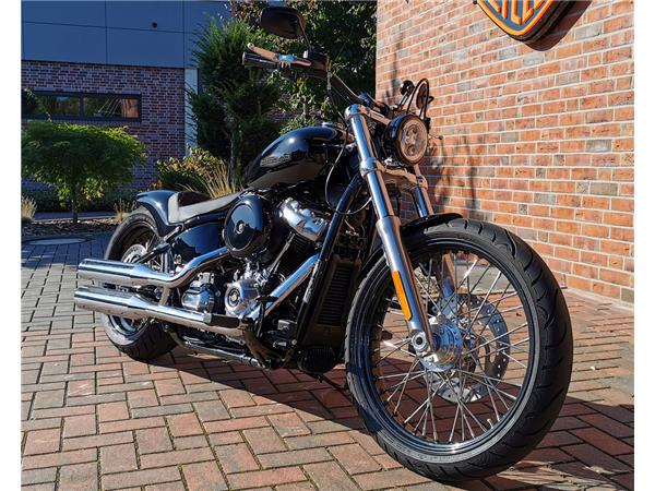 FXST Softail Standard 