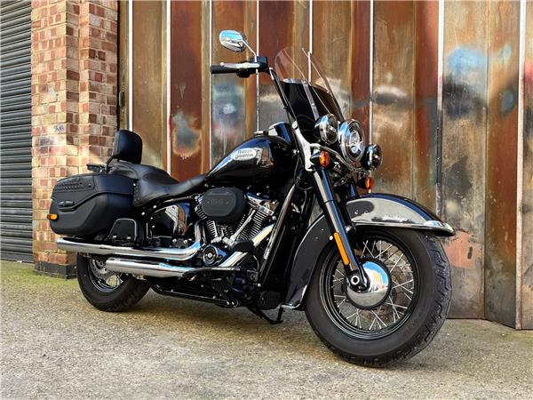 2021 Harley-Davidson Softail 1750 Heritage Classic (Colour)