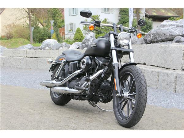 2015 HARLEY-DAVIDSON Dyna FXDBB Dyna Street Bob Special 103 ABS